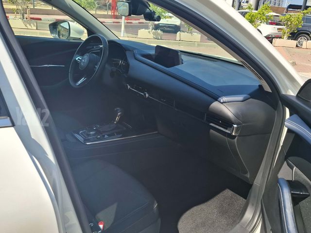 מאזדה CX-30