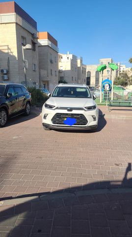 מודעת רכב טויוטה גראנד היילנדר