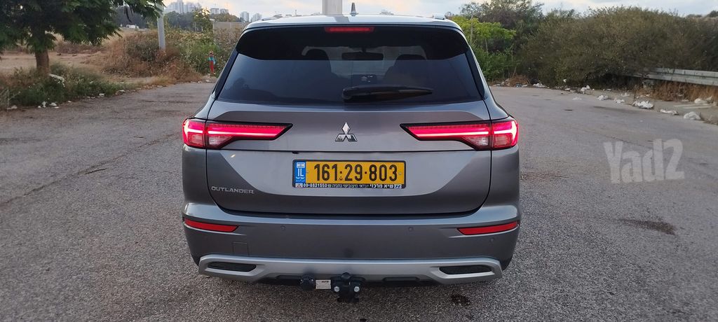 מיצובישי אאוטלנדר