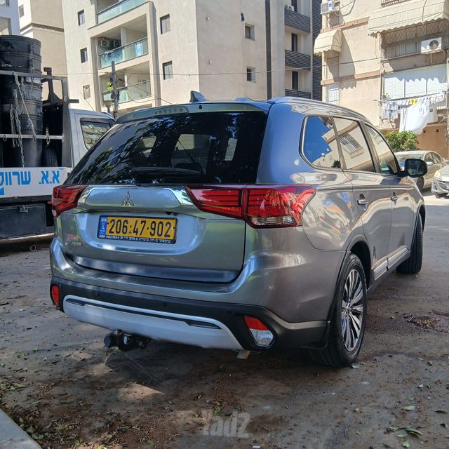 מודעת רכב מיצובישי אאוטלנדר