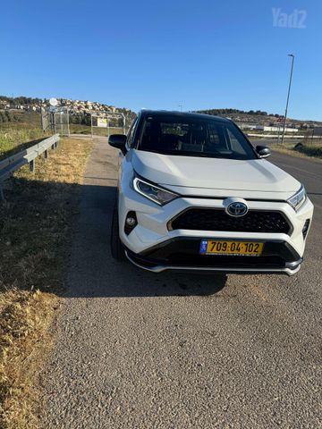 טויוטה RAV4