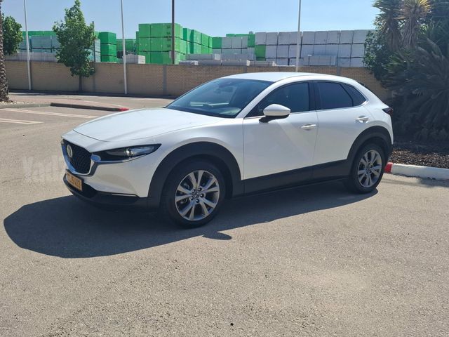 CX-30 Comfort אוט׳ 2.0 (165 כ״ס)