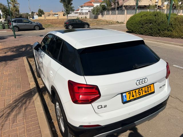 אאודי Q2