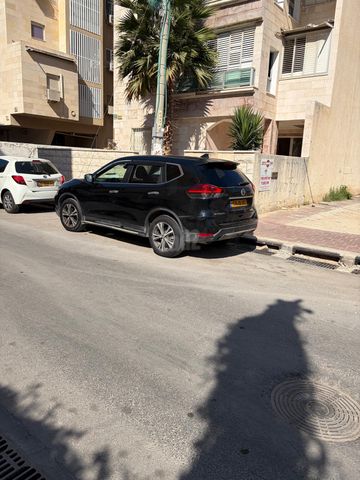 ניסאן אקס טרייל