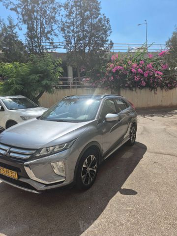 אקליפס קרוס Instyle אוט׳ 1.5 (163 כ״ס)