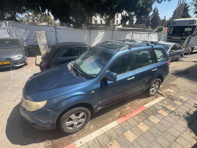 סובארו פורסטר
