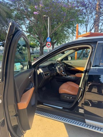 קאדילק XT4