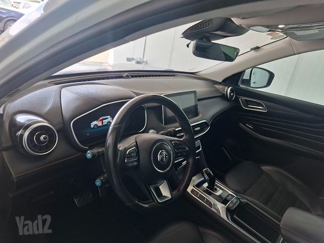 אם ג'י EHS PHEV