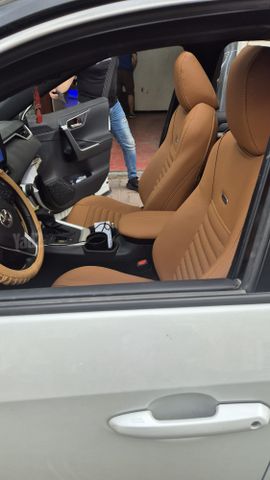 מודעת רכב טויוטה RAV4
