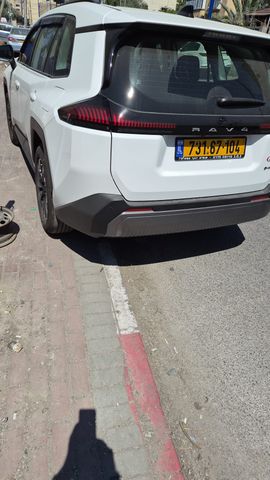 טויוטה RAV4