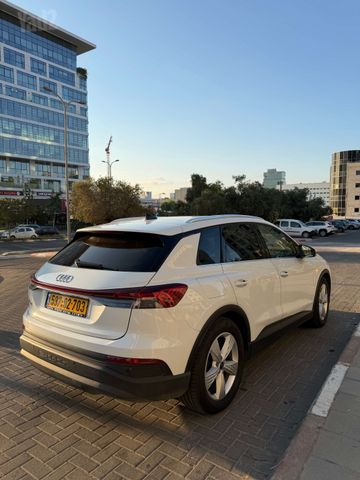 אאודי Q4 e-tron