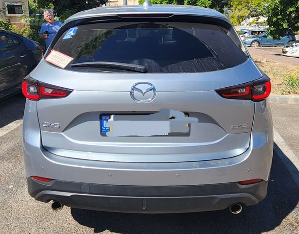 מודעת רכב מאזדה CX-5