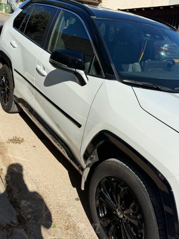 טויוטה RAV4