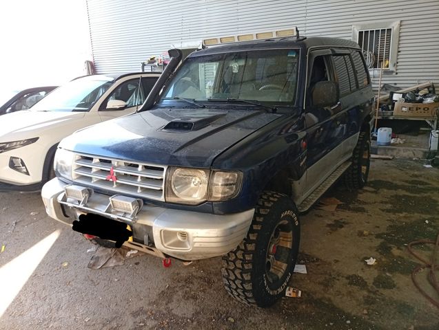 פג'רו GLS אוט׳ דיזל 2.8 (125 כ״ס)