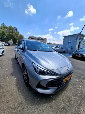 מודעת רכב אם ג'י MG3