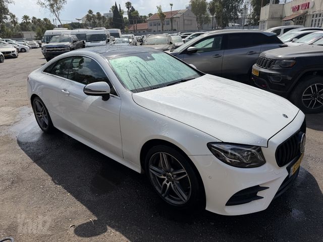 מודעת רכב מרצדס-בנץ E-class