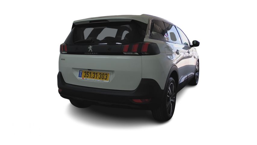 פיג'ו 5008