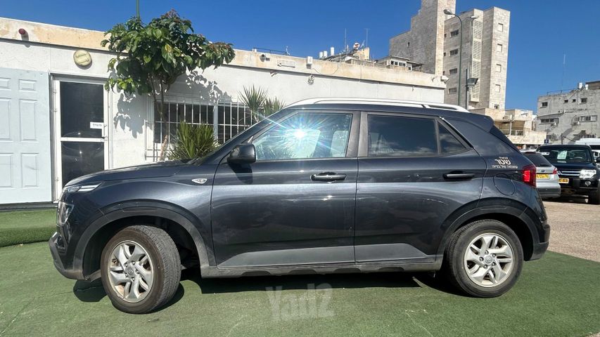 מודעת רכב יונדאי וניו 2