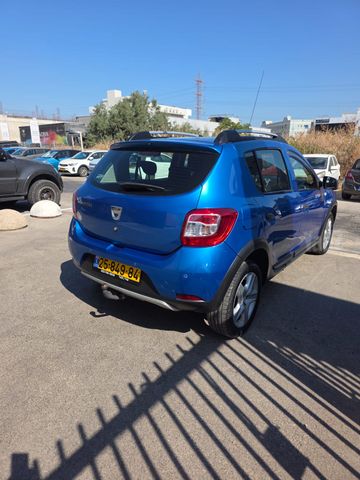 דאצ'יה סנדרו