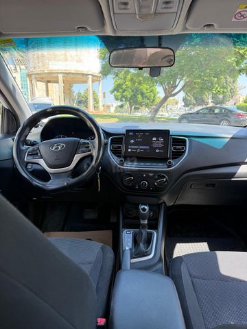 יונדאי אקסנט i25