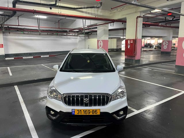 סוזוקי קרוסאובר