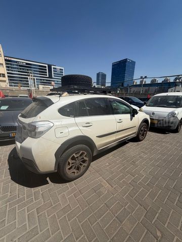 מודעת רכב סובארו XV 2