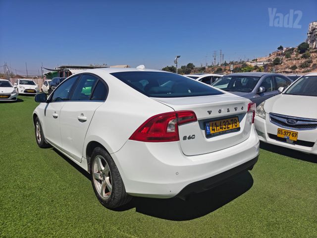 וולוו S60