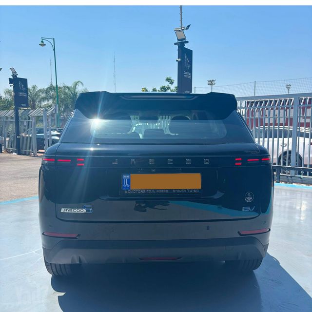 ג'אקו J5
