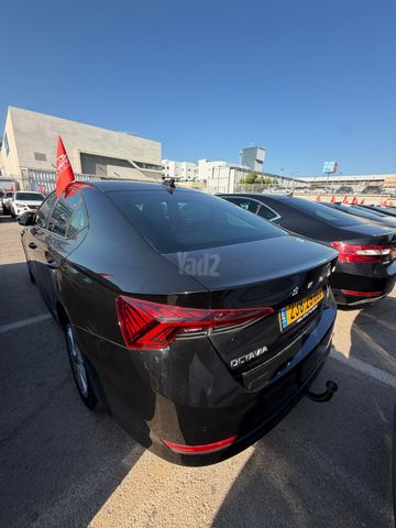 סקודה אוקטביה
