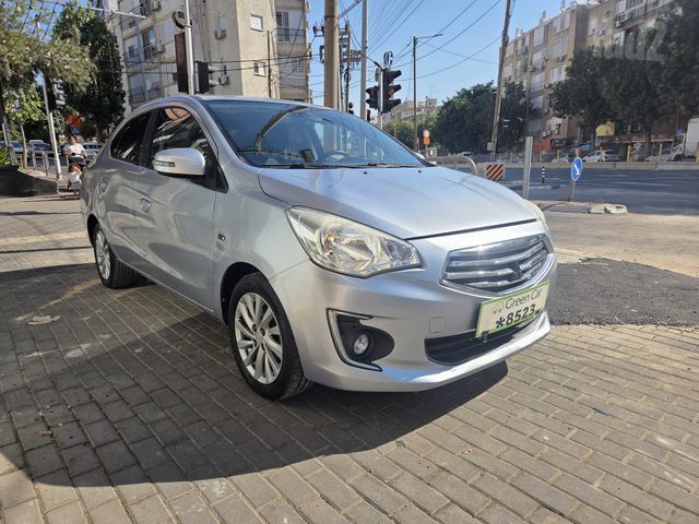 מיצובישי אטראז'