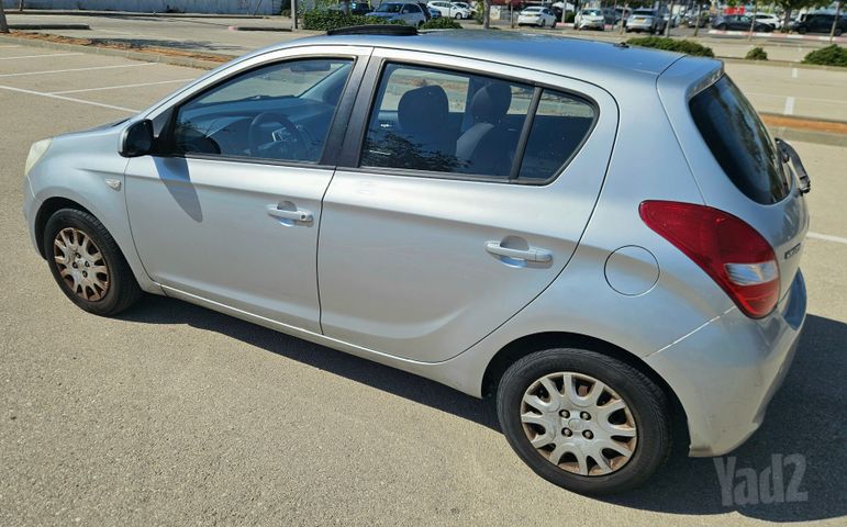 יונדאי i20