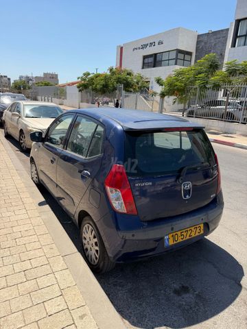 יונדאי i10