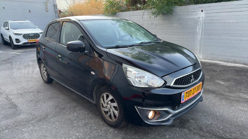 מיצובישי ספייס סטאר