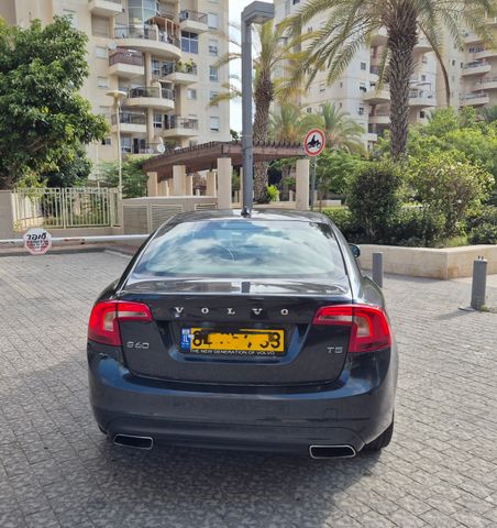 וולוו S60