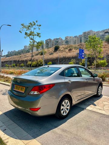 יונדאי אקסנט i25