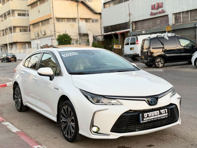טויוטה קורולה