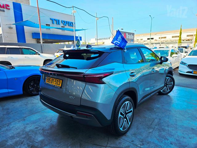 צ׳רי FX
