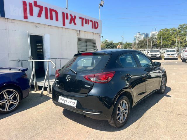 מודעת רכב מאזדה 2 2