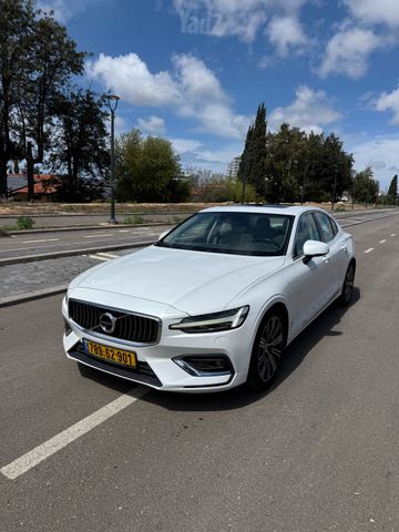 וולוו S60