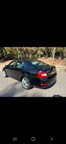 סקודה אוקטביה