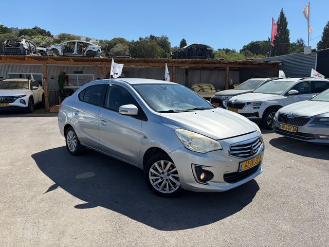 מיצובישי אטראז'