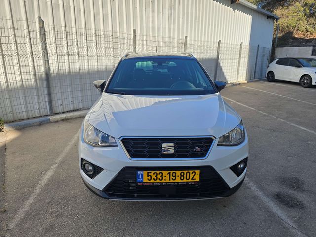 סיאט ארונה