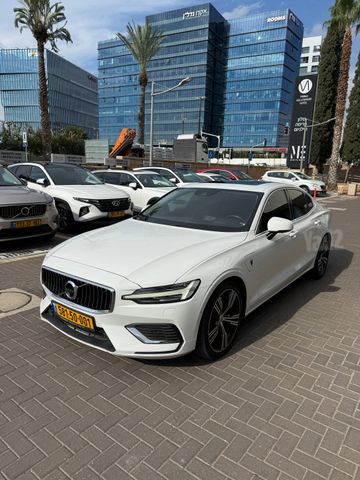 וולוו S60