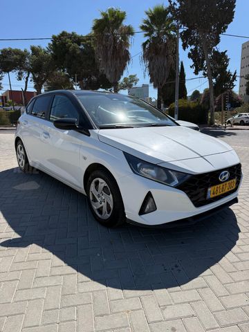יונדאי i20