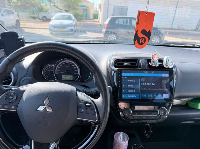 מיצובישי ספייס סטאר