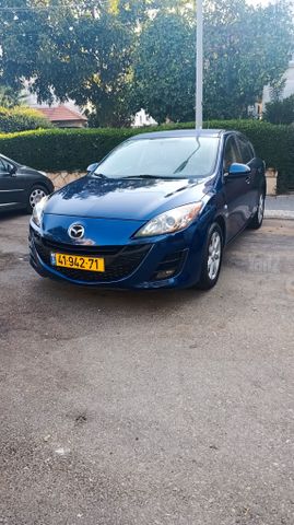 מודעת רכב מאזדה 3