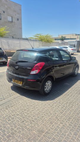 יונדאי i20