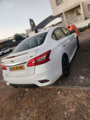 ניסאן סנטרה