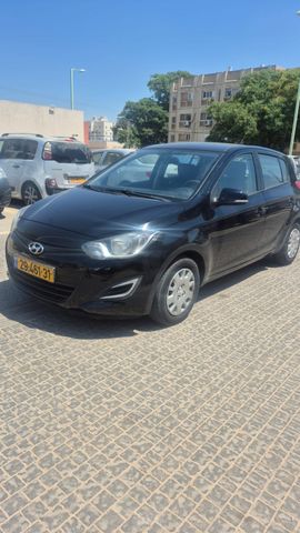 מודעת רכב יונדאי i20