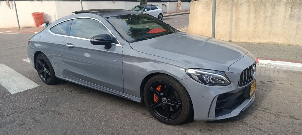 מודעת רכב מרצדס-בנץ C-class